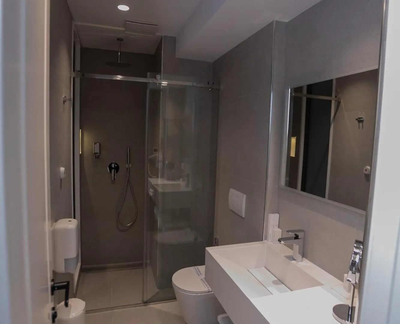 Central Inn Hotel Tirana